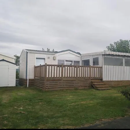 A Louer Mobilhome Grand Confort 2 4 Personnes A Sur Vendee Du Samedi Au Samedi *